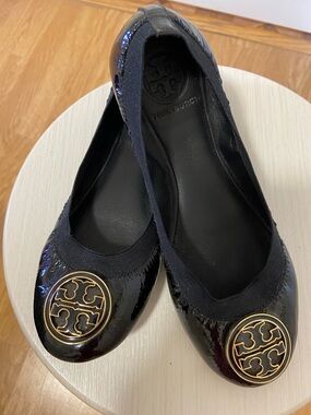 Tory Burch Black Patent Leather Ballet Flats with Gold Logo